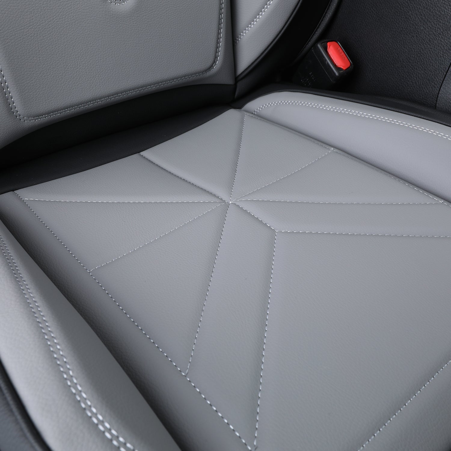 LUCKYMAN CLUB 2005-2023 Tacoma Seat Covers Custom Double Cab,Waterproof leather seat cover, all seasons including trims like SR, SR5, Limited, TRD Off Road, TRD Pro, TRD Sport, etc. comfortable and breathable