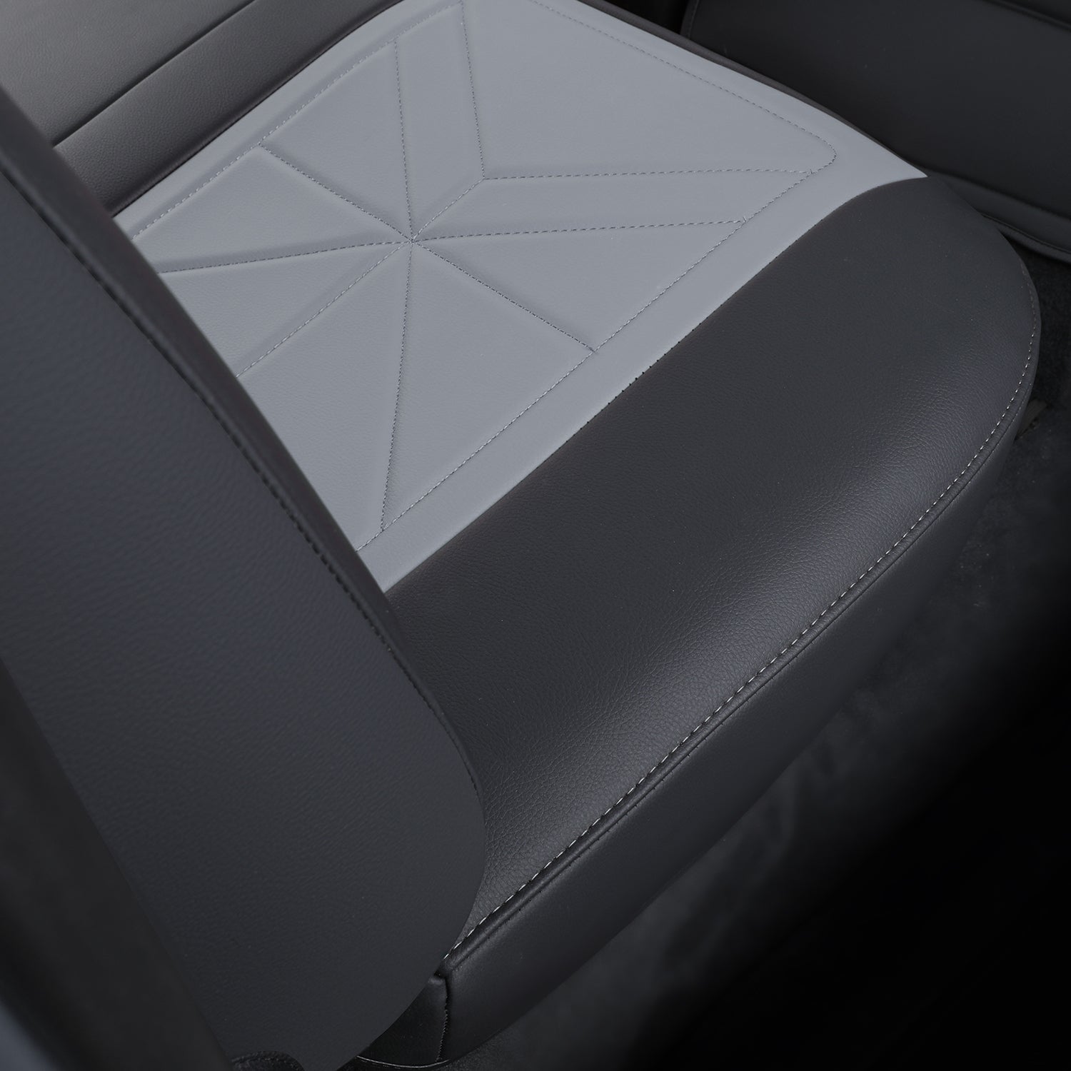 LUCKYMAN CLUB 2005-2023 Tacoma Seat Covers Custom Double Cab,Waterproof leather seat cover, all seasons including trims like SR, SR5, Limited, TRD Off Road, TRD Pro, TRD Sport, etc. comfortable and breathable