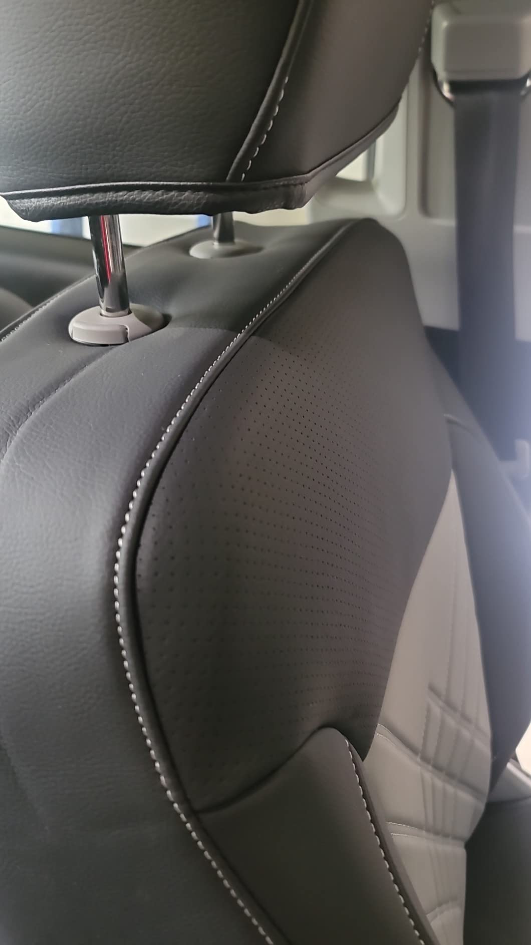 LUCKYMAN CLUB Chevy Silverado Leather truck Seat Covers 2014-2018 For1500&2500&3500HD Custom-made all-enveloped, all-season, waterproof leather